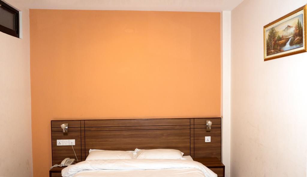 Aryal International Hotel Catmandu Exterior foto